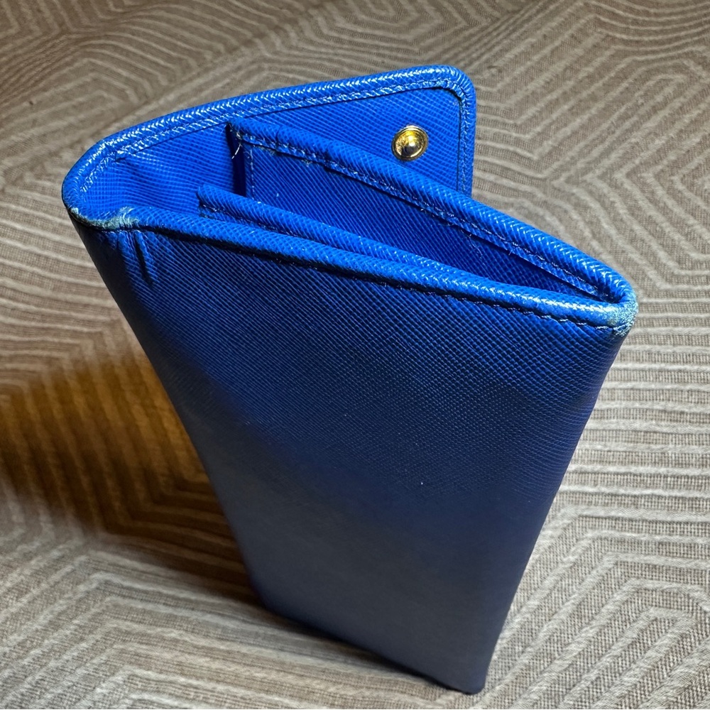 Authentic Prada Royal Blue Wallet with Gold Accents - Picture 7 of 9